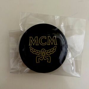 🆕 MCM Monogram PopGrip